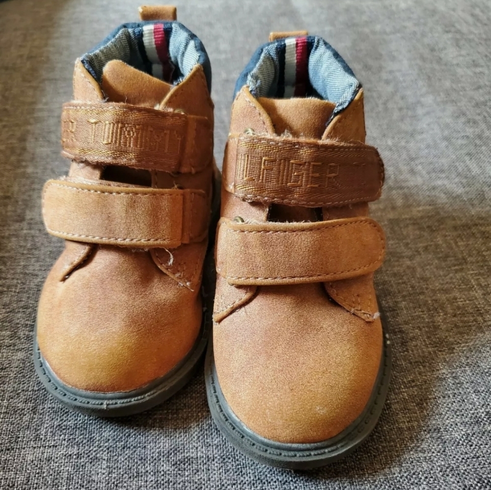 Tommy Hilfiger Toddler Suede Hook Loop Ankle Boots Baby Sz 5 First Walker Shoes - Picture 2 of 7